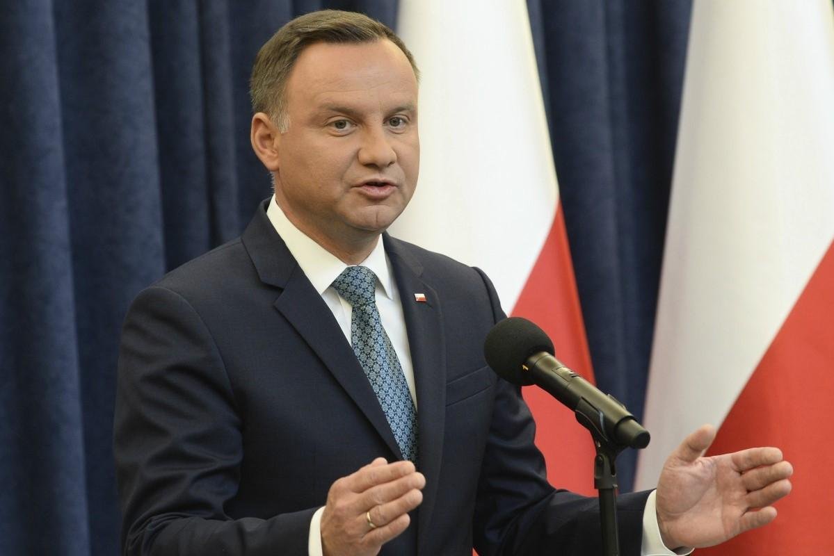 Poľský prezident Duda bude vetovať sporné návrhy zákonov o súdnictve