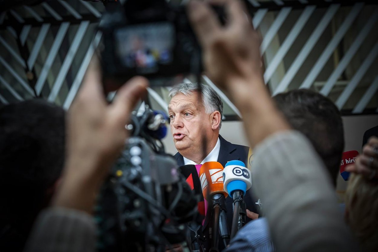 Bývalý veľvyslanec György Varga: Fico je menej opatrný ako Orbán