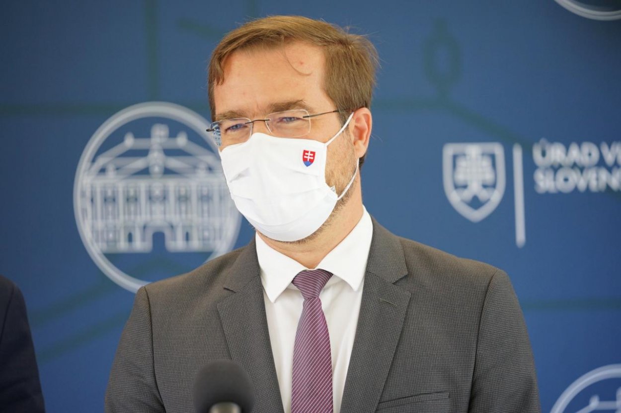 Krajčí: Slovensko má enormný nárast počtu infikovaných