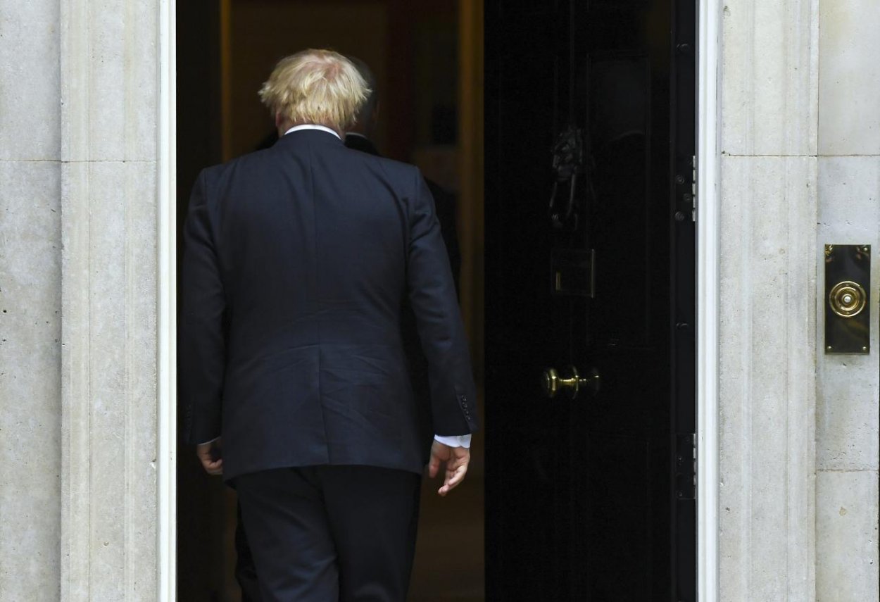 Borisovi Johnsonovi hrozí väzenie, ak by odmietol odložiť brexit