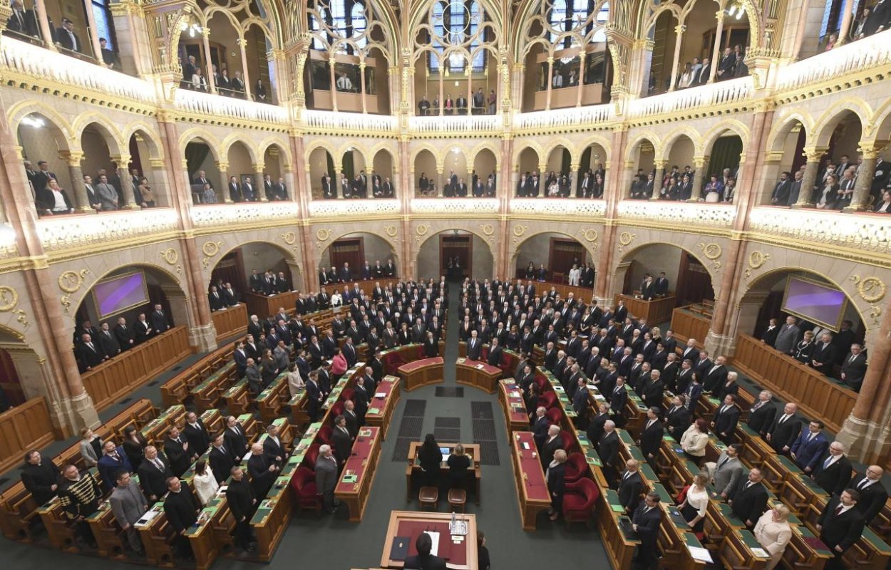 Maďarský parlament odmietol hlasovať o prijatí Švédska do NATO