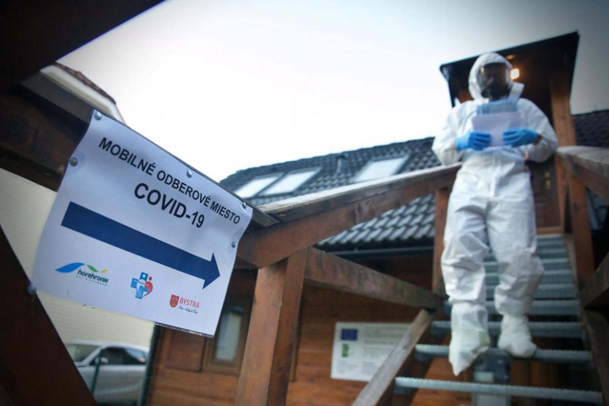 Na Slovensku sa potvrdil ďalší typ koronavírusu