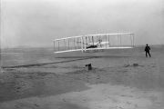 Bratia Wrightovci – 120 rokov od prvého letu motorového lietadla ťažšieho ako vzduch