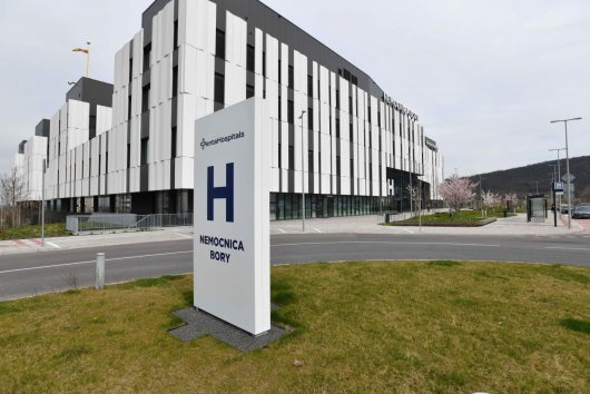 Analytik Vlachynský: Výstavba nemocnice v Ružinove sa javí reálnejšie
