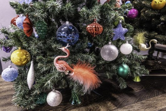 České ozdoby pre Windsor, Európsky parlament, ale hlavne pre potešenie