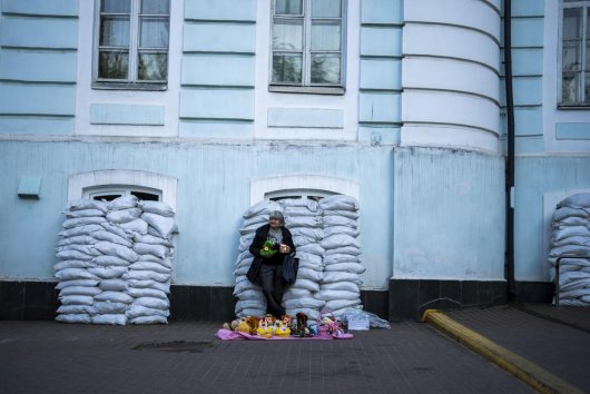 Ukrajina ONLINE: Rusko využíva meškajúce dodávky zbraní zo Západu na ofenzívu