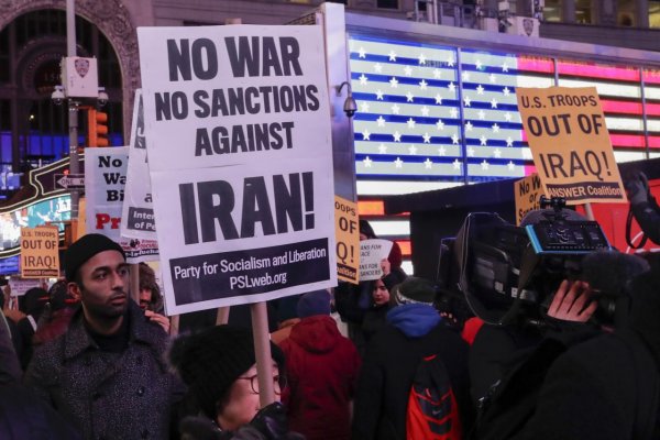 USA pomáhali Iránu odštartovať jadrový program, dnes preň hrozí vojna
