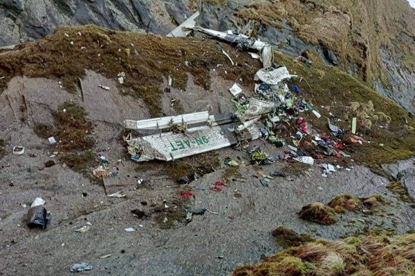 V Nepále našli miesto havárie zmiznutého lietadla s 22 ľuďmi na palube