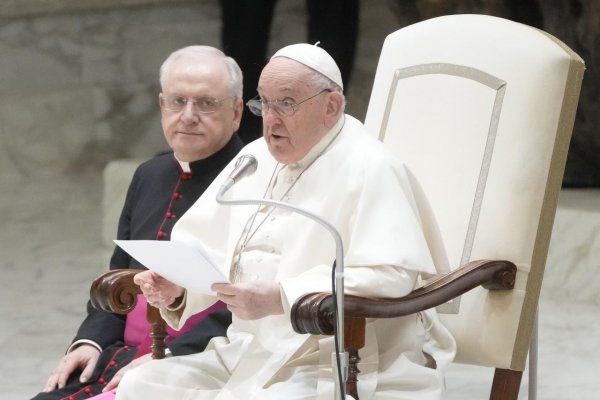 Pápež vyzval kňazov, aby boli otvorení zmenám a odolávali rigidným postojom