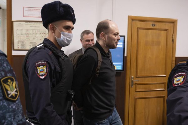 Kritika Kremľa Vladimira Kara-Murzu odsúdili na 25 rokov väzenia