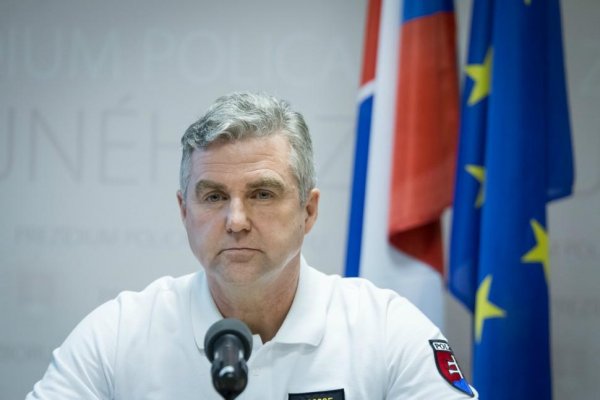 Prezident Policajného zboru generál Tibor Gašpar je zbabelec