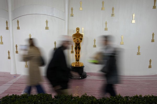 Oscary: Od pätnásťminútovej slávnosti cez úplatok čajom až po medzinárodné uznanie 