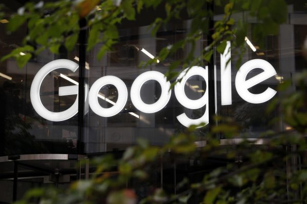 Súd v Rusku vymeral technologickým gigantom Google a Meta rekordné pokuty