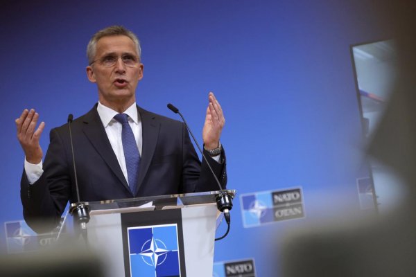 NATO sa dohodlo na posilnení svojho východného krídla