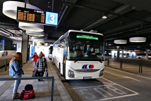 Autobusy v Banskobystrickom samosprávnom kraji budú premávať 