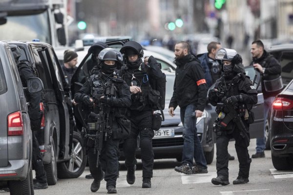 Áno, v Štrasburgu vraždil terorista. Európa však s terorizmom úspešne bojuje