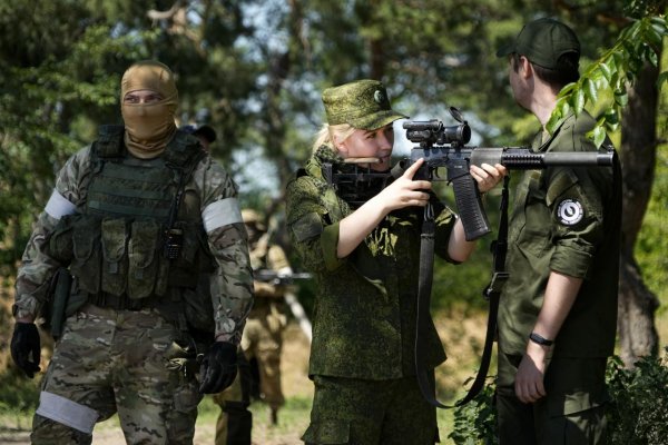 Rusko presúva záložníkov do blízkosti Ukrajiny; chystá novú ofenzívu