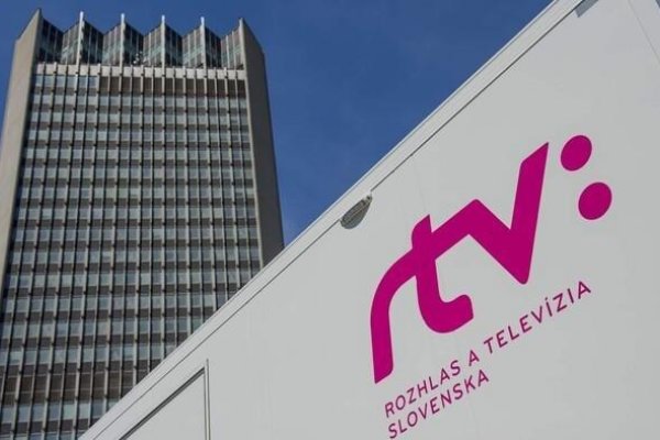 Vláda schválila zákon o Slovenskej televízii a rozhlase