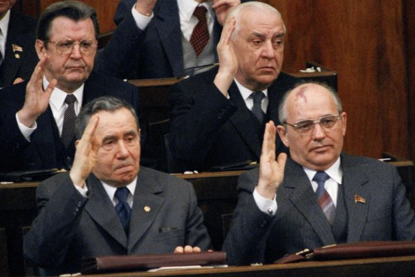 Gorbačov zachraňoval stratenú kauzu