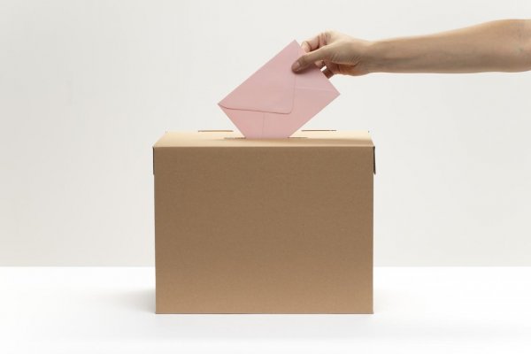 Asi 61 percent registrovaných voličov zo zahraničia zatiaľ nevolilo