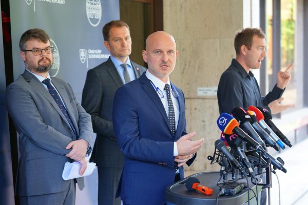 Odmietame akceptáciu podvodov a lajdáctva, odkazuje politikom Slovenská komora učiteľov