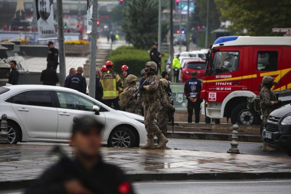 V Ankare sa odpálil samovražedný útočník