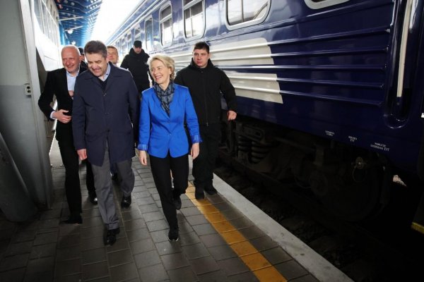 Ursula von der Leyenová pricestovala do Kyjeva pri príležitosti Dňa Európy