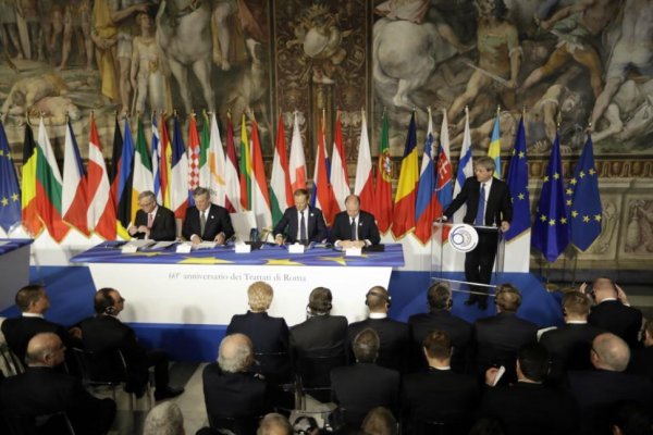 Lídri krajín Európskej únie podpísali deklaráciu, ktorá zakotvuje princíp viacrýchlostnej Európy