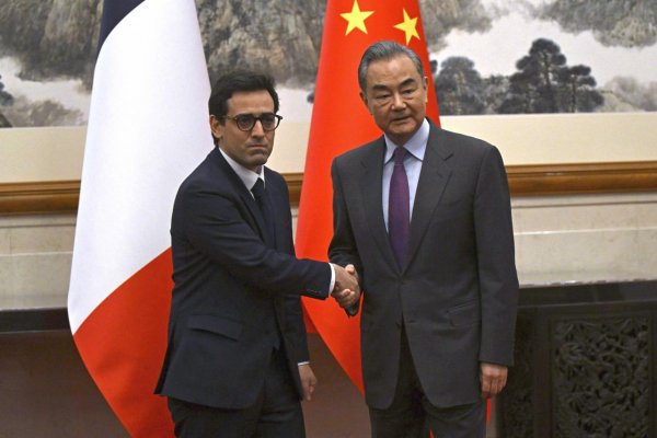 Francúzsko očakáva, že Čína vyšle Rusku jasnú správu v súvislosti s Ukrajinou