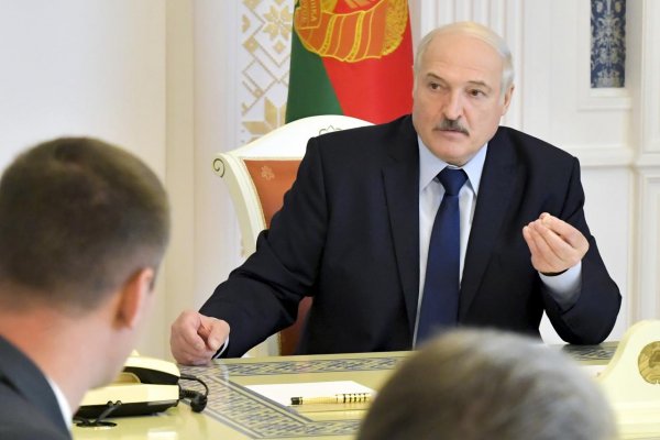 Lukašenko sa objavil na rokovaní, aby potvrdil, že je nažive a v Bielorusku