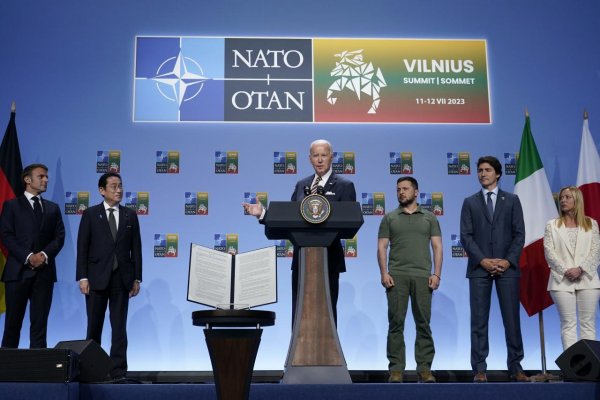 Ukrajina by sa mohla vzdať časti územia výmenou za členstvo v NATO, naznačil Jenssen