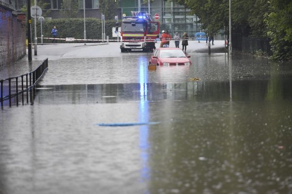 Slovensko opäť zasiahli búrky, meteorológovia varujú pred povodňami