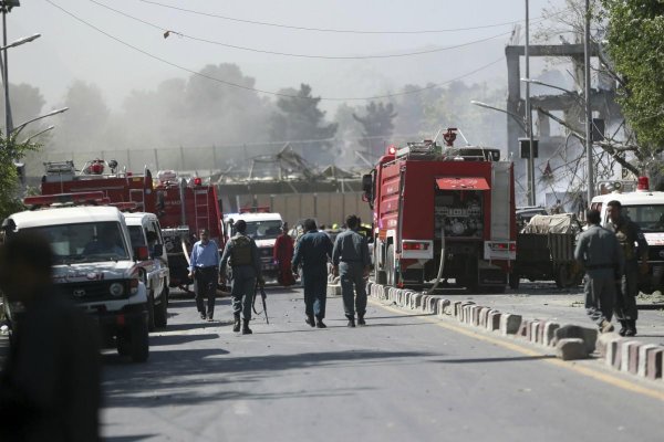 Útok v Kábule si vyžiadal desiatky mŕtvych a stovky zranených