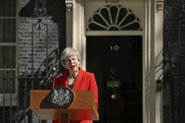 Theresa May oficiálne končí ako líderka Konzervatívnej strany 