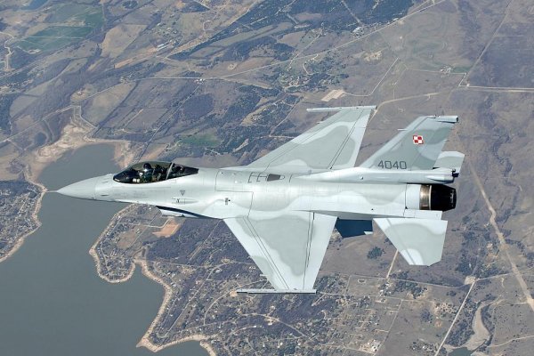 Poľsko pre ruské útoky na Ukrajine vyslalo do vzduchu stíhačky F-16