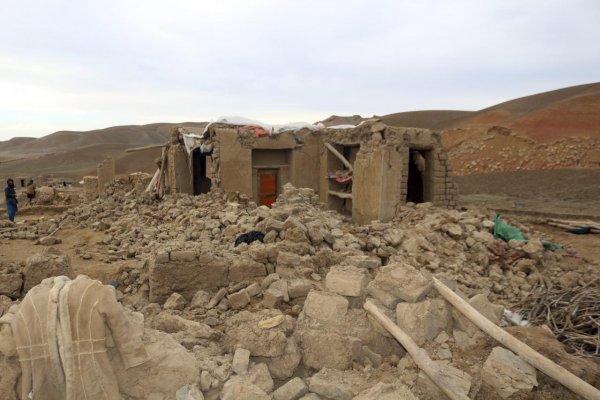 Po zemetrasení je v Afganistane 14 mŕtvych a 78 zranených
