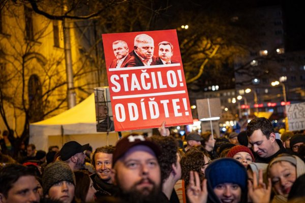 Na siedmy bratislavský protest prišlo viac ako 30-tisíc ľudí