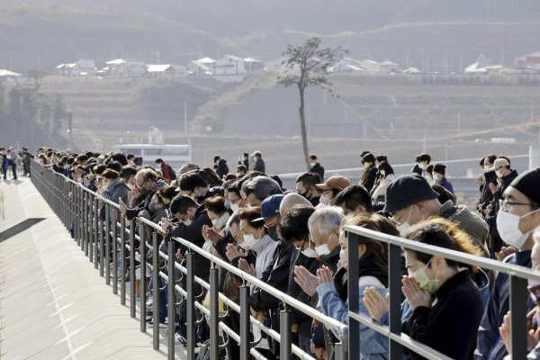 Japonsko si pripomenulo katastrofálne zemetrasenie a vlnu cunami z roku 2011