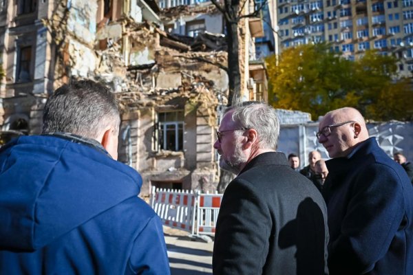 Česká vláda na čele s premiérom Petrom Fialom dorazila do Kyjeva