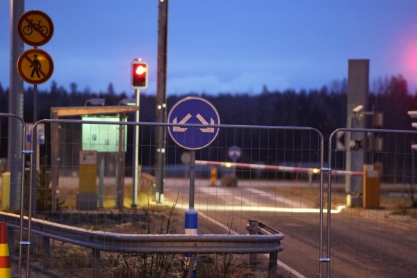 Fínsko uzatvorilo štyri hraničné priechody s Ruskom
