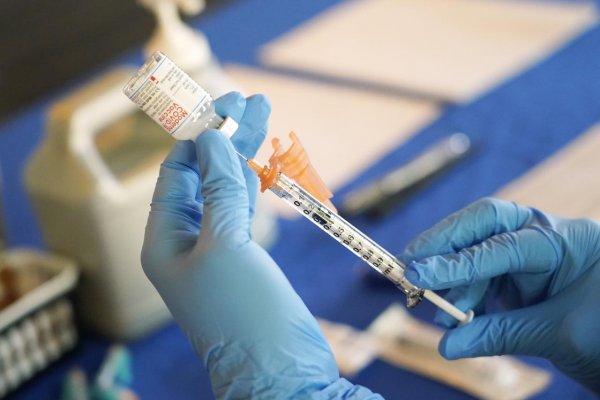 Vakcínou adaptovanou na omikron sa zaočkovalo vyše 21-tisíc osôb 