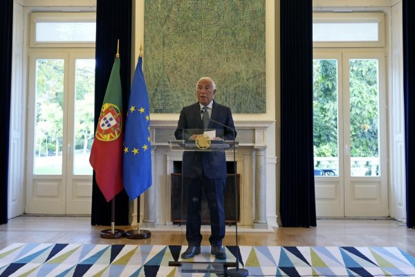 Portugalský premiér António Costa odstupuje z funkcie