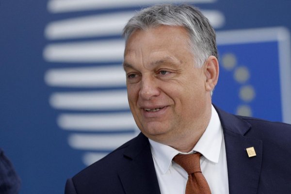 Európska komisia bude žalovať Maďarsko za protimigračné zákony