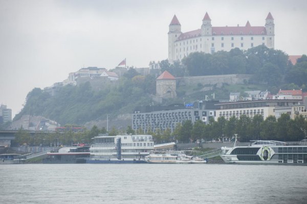 V Bratislave je prvou dávkou vakcíny zaočkovaných 64 percent obyvateľov