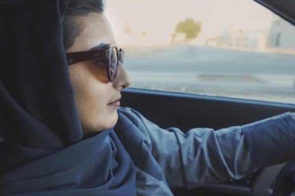 Saudská Arábia ruší oddelené vchody do reštaurácií pre mužov a ženy