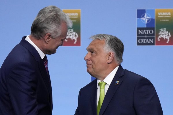 Orbán kritizuje EÚ v súvislosti s azylovou a LGBT+ politikou