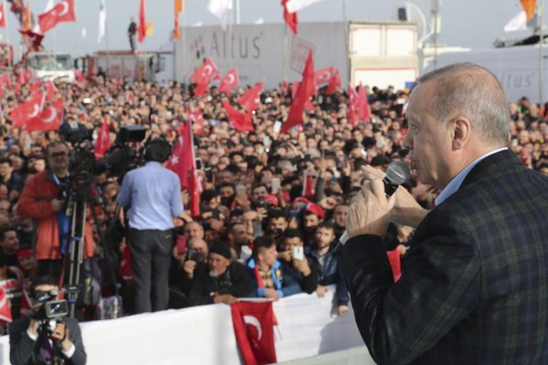 Turecký prezident Erdogan vyzval Grékov, aby migrantom otvorili brány do zvyšku Európy