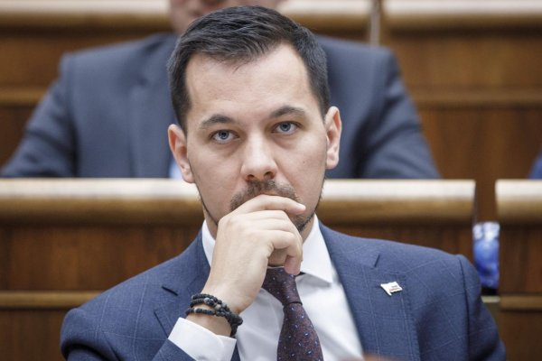 Iniciatíva Za slušné Slovensko žiada Juraja Šeligu o vzdanie sa mandátu v parlamente