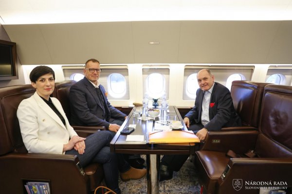 Predsedovia parlamentov Slovenska, Česka a Rakúska diskutovali o Ukrajine aj nelegálnej migrácii