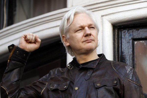 Rím udelí čestné občianstvo Julianovi Assangeovi z WikiLeaks